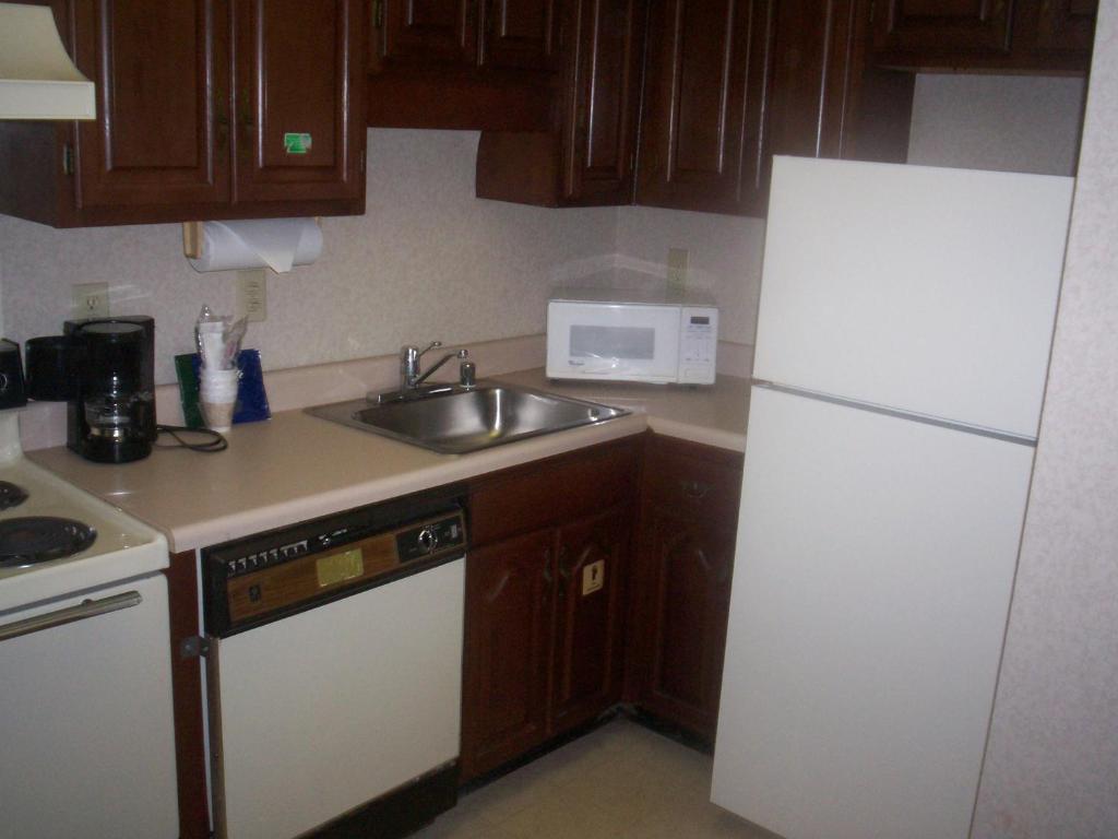 Rime Garden Inn & Suites Irondale Номер фото